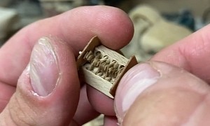 Guy Builds Wooden V8 Engine Smaller Than a Coin, Makes It Run