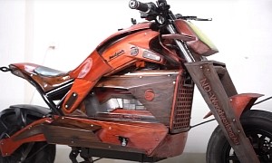 Guy Buys a Worn-Out Scooter for $5, Turns It Into This Gorgeous Bike in 33 Days
