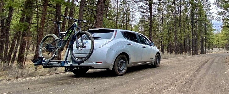 Guy buys old Nissan Leaf with upgraded battery and now has a road-trip-ready EV for cheap