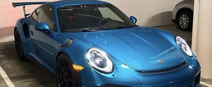 photo of Guy Leaves $250k Porsche 911 GT3 RS Unattended and Running in Parking Garage image