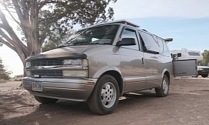 Guy Turns 2003 Chevy Astro Van Into a Functional Camper That Expands to the Outside