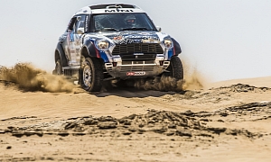 Halfway Through, MINI Leads the Abu Dhabi Desert Challenge