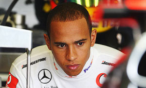 Hamilton Apologizes to McLaren for Outburst in Australia