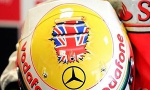 Hamilton Displays New Helmet Design for 2009 British GP