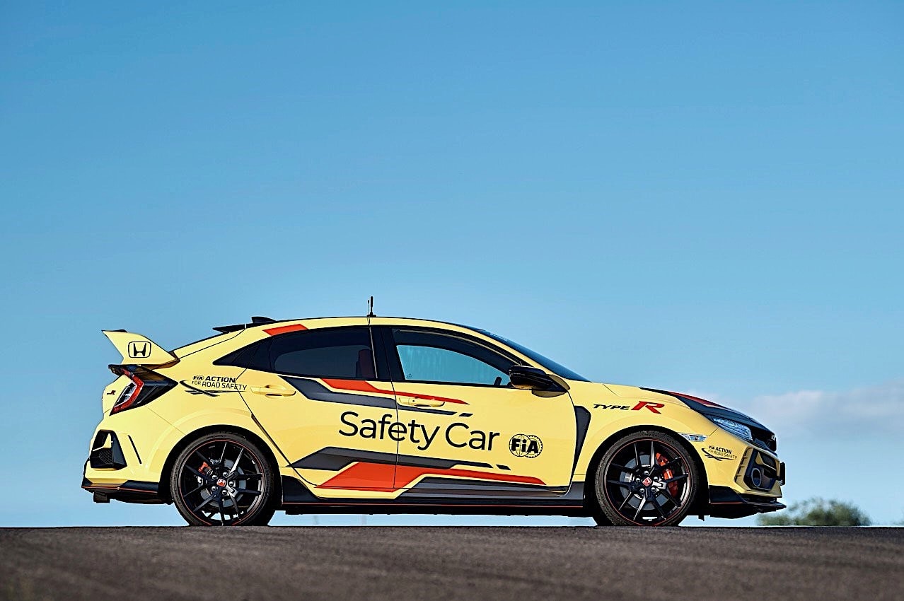 Hardcore Honda Civic Type R Limited To Pace Wtcr Races Autoevolution