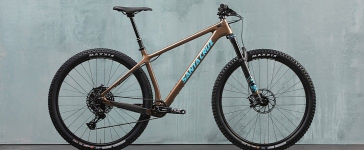 Hardtail Domination Is What Santa Cruz Bicycles' Chameleon R+ Carbon Is After
