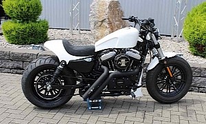 Harley-Davidson 48 White Is a Fattened Sportster With a Mutant Body