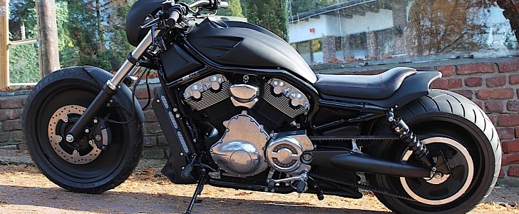 Harley-Davidson “Dark Knight”