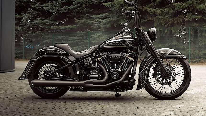 Harley-Davidson Dark Magic
