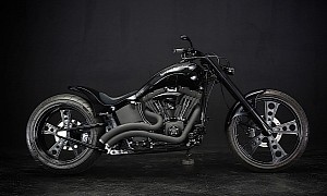 Harley-Davidson Doraco With Massive Body and Huge Wheels Is Still Invisible in the Dark