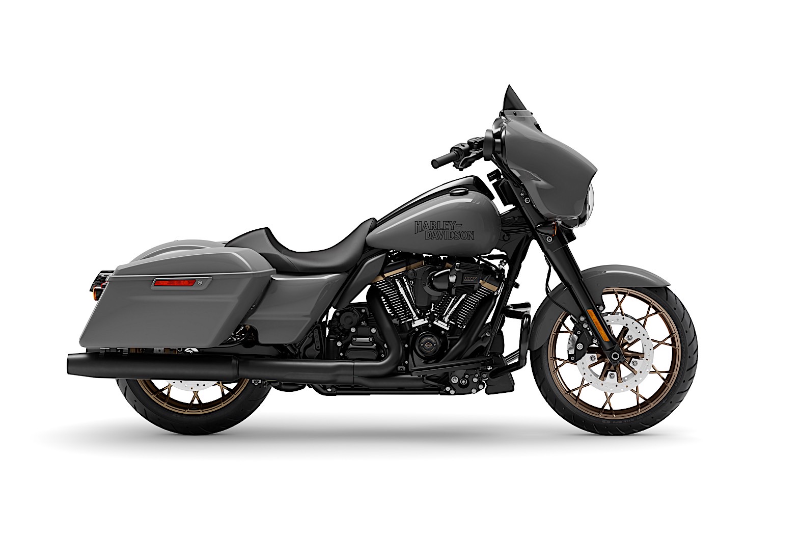 harley-davidson-goes-king-of-the-baggers