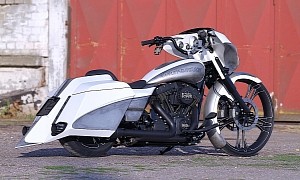 Harley-Davidson Silver White on 26-Inch Front Wheel Looks Impressive and Pure