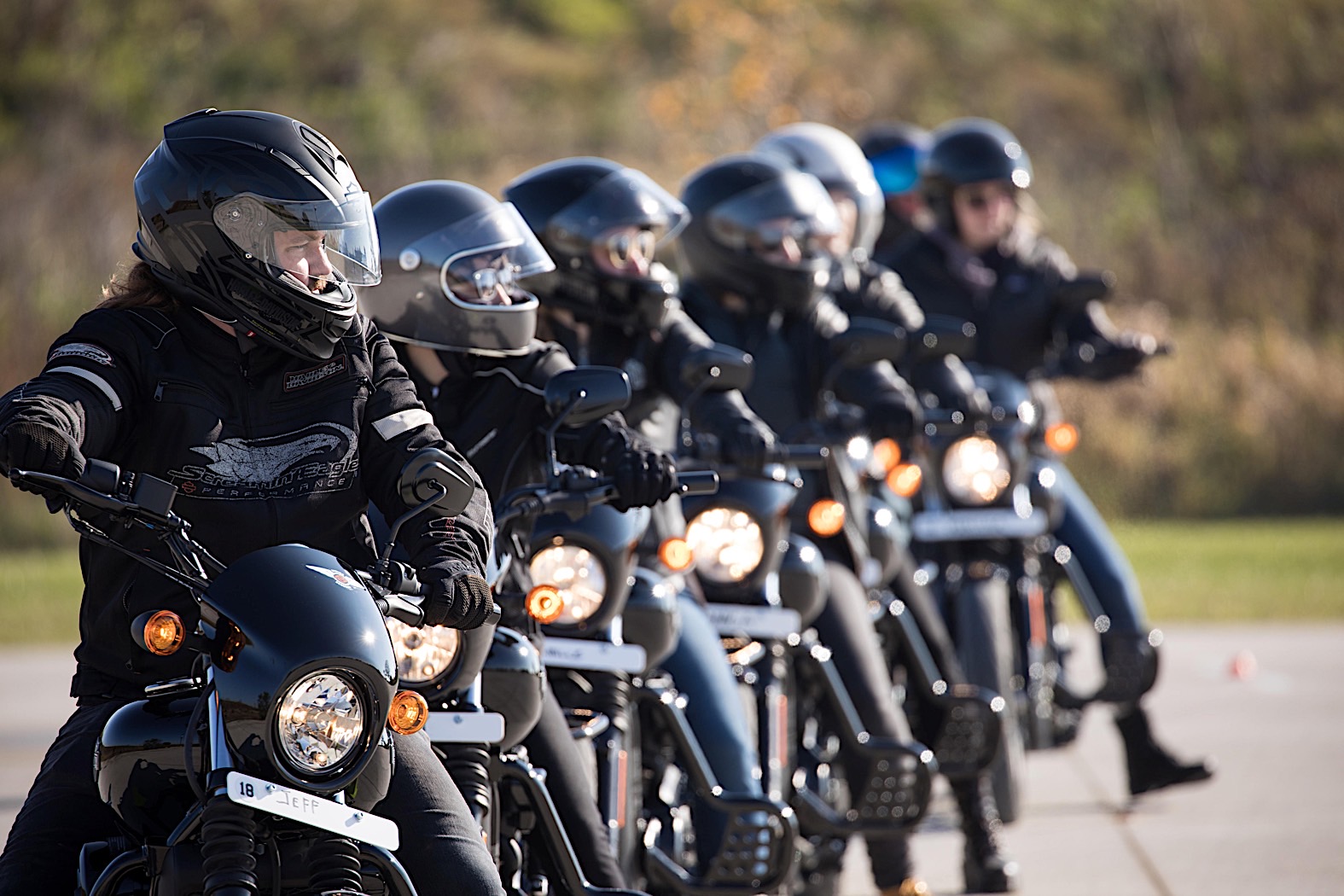 Harley Davidson To Start Teaching 500 People How To Ride Motorcycles For Free Autoevolution