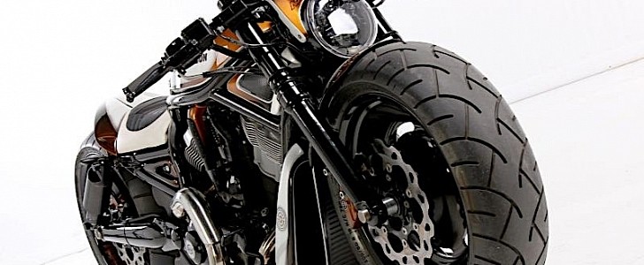 Harley-Davidson V-Rod Killer Bee
