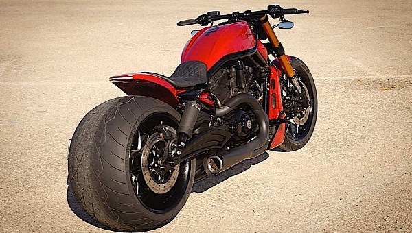 Harley-Davidson V-Rod with 360 rear wheel