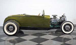 Hatteras Green 1929 Ford Roadster Shows Its Nailhead Engine, It’s Brand New