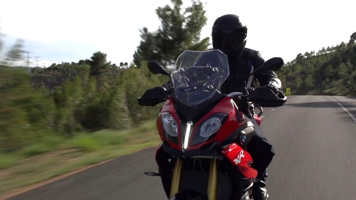 2015 BMW S1000XR in countryside road action