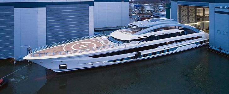 Heesen Project Cosmos, now named Galactica, heads to the North Sea for sea trials 