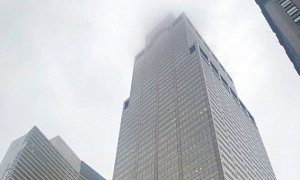 Helicopter Crashes on Top of NYC Skyscraper, Catches Fire