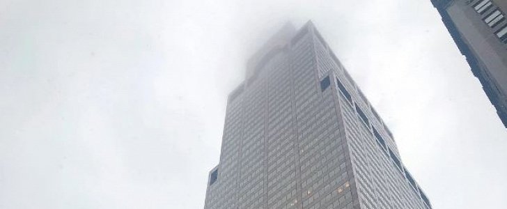 Helicopter crashes, catches fire on top of NYC high-rise building