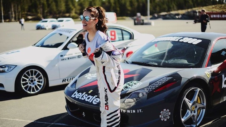 Help This Beautiful Model Find a Proper Racing Suit for Gumball 3000