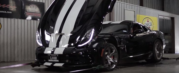 Hennessey Supercharges the Viper to 800 HP