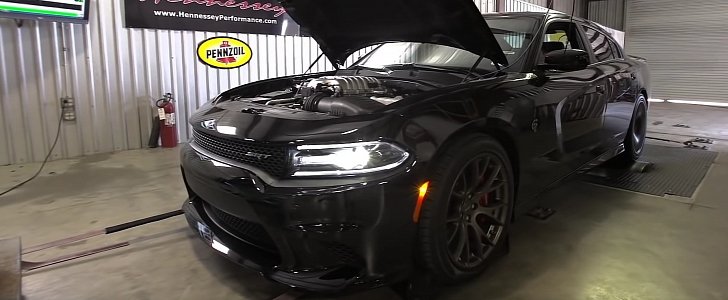 Hennessey Charger Hellcat first dyno run