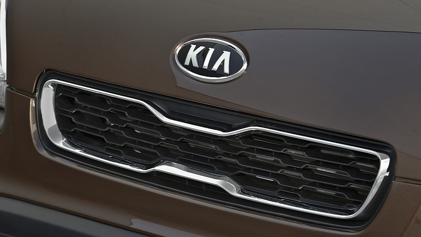 Kia urges everybody to patch their cars