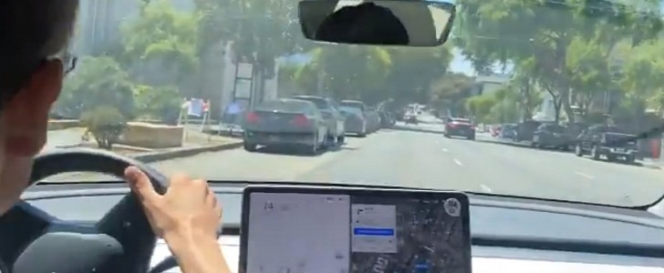 Tesla FSD Beta 9.0 glitches sending EV toward parked cars