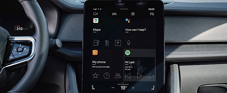Polestar 2 is powered by the new Android Auto OS