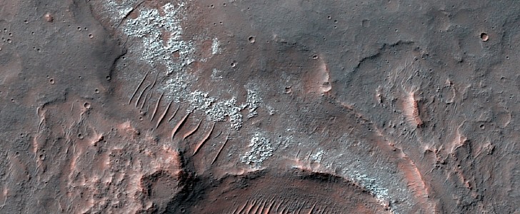 Traces of chloride on Mars' East Thaumasia Planum