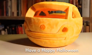 Here's a Car-Shaped Halloween Pumpkin