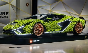 Here's a Life-Sized Lamborghini Sian FKP 37 Made Out of LEGO Bricks to Drool Over