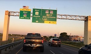 Here's Why America's Highway Traffic Signs Are Green