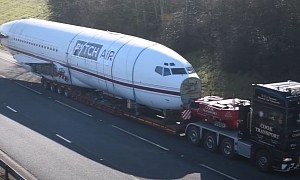 Here’s a Cut-Up Boeing 727 Slowly Crawling Down the Motorway to Its New Home