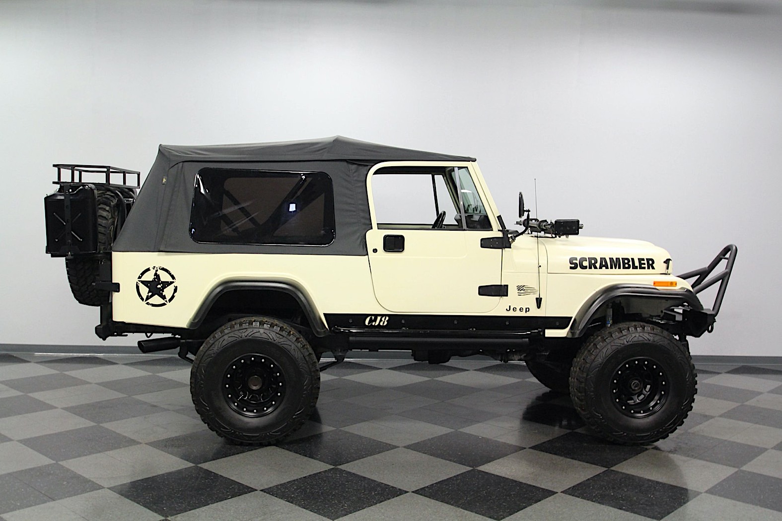 Here's a Lifted 1982 Jeep CJ-8 Scrambler to Take Your Mind Off the Bronco -  autoevolution