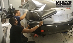 Here’s How a Lexus IS Gets a Nice Vinyl Wrap