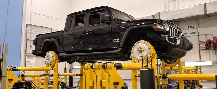 Here’s How Jeep Tests Gladiator Pickup Truck In Windsor