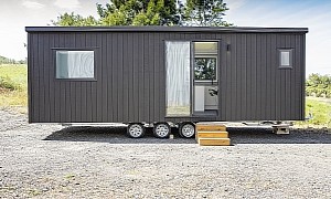 High Versatility Makes This Cabin on Wheels Surprisingly Comfortable