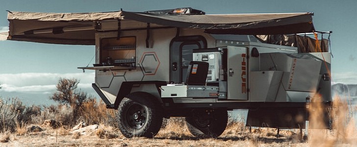 Hive EX-X Is a Compact Yet Surprisingly Well-Equipped Off-Road Trailer Camper