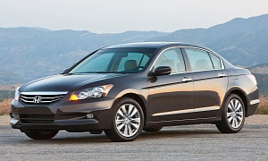 Honda Accord Hybrid Coming in 2012