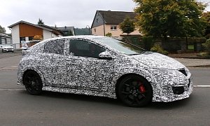 Honda Civic Type R Prototype Features Red Leather Bucket Seats and Brembo Brakes