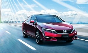 Honda Clarity Fuel Cell Goes on Sale in Japan with 750-Kilometer Range