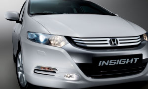 Honda Insight Hybrid Tops Japan Sales