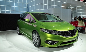 Honda Jade Makes Debut at Shanghai 2013