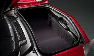 Honda NSX Gets Genuine Accessories in Japan, Including Floor and Trunk Mats