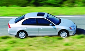 Honda Recalls 2001 Accord, Civic Due to Faulty Airbag