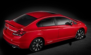 Honda Reveals 2013 Civic Interior, Si Sports Edition