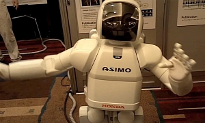 Honda's ASIMO Stealing Your Dance Moves