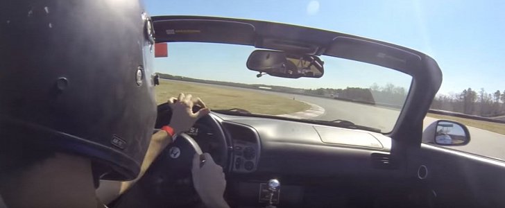 Honda S2000 Driver Drifts His Track Day